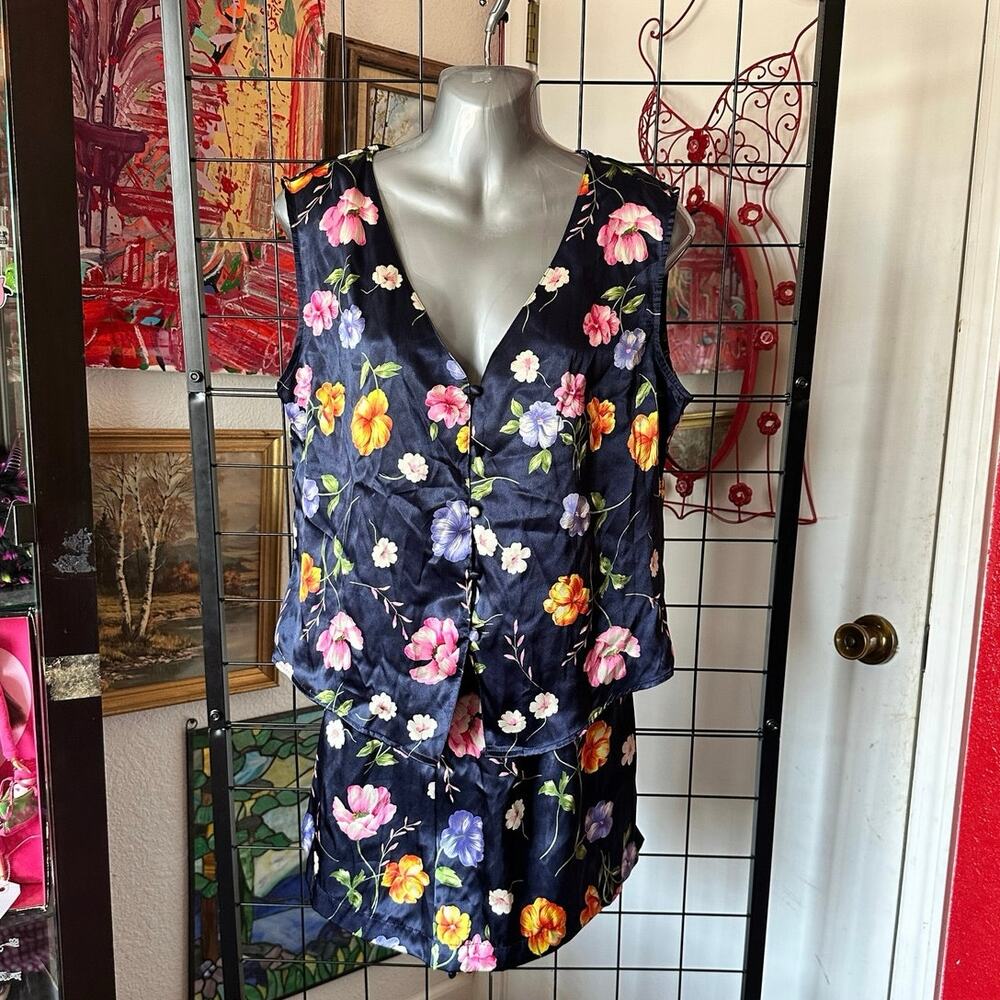 honors intimates blue floral shorts and vest set